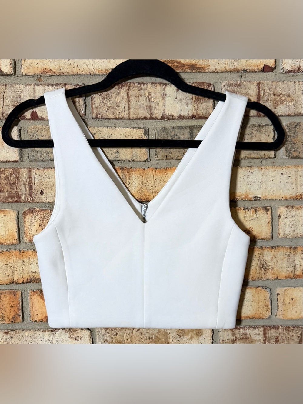 Yumi Kim white double v neck crop top S NWT